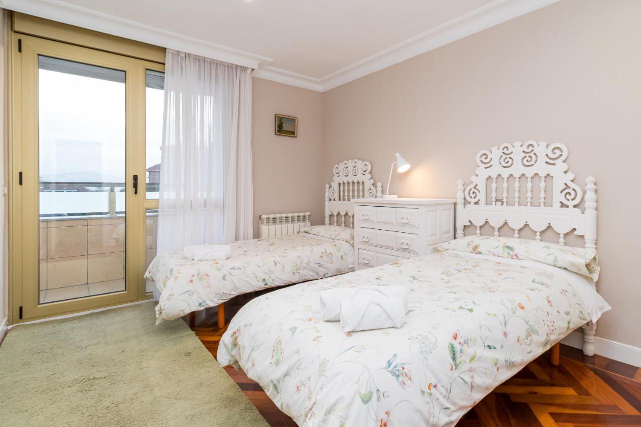 Apartamento Luminoso Cerca Playa Sardinero Con Parking Privado Santander Exterior photo